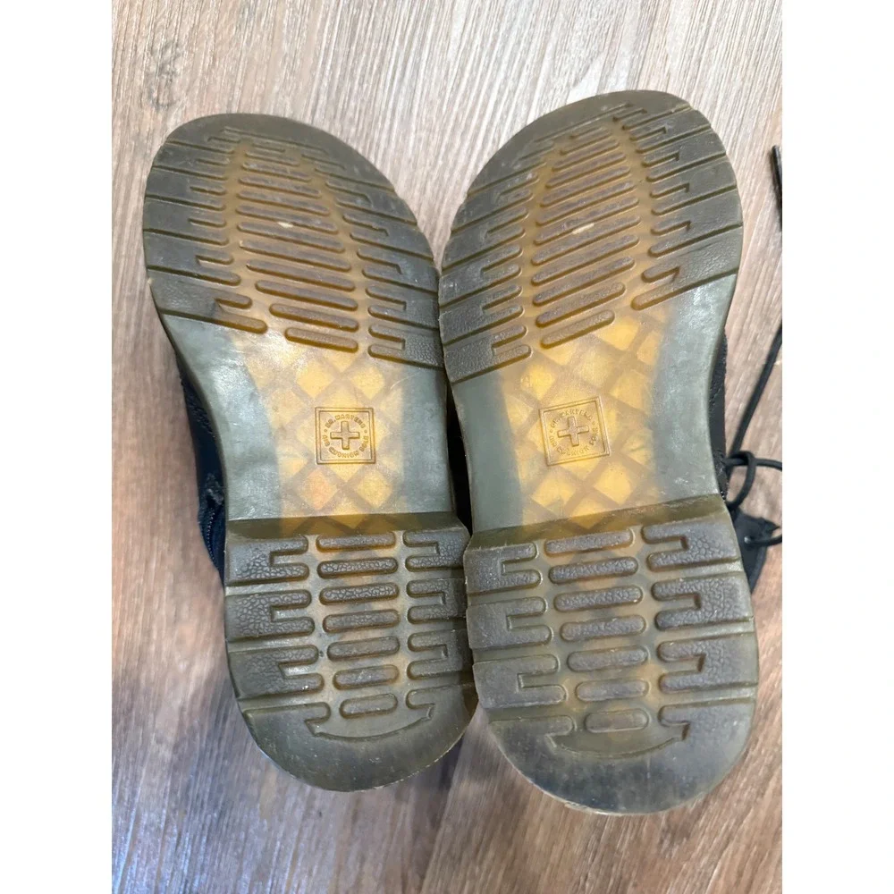 Dr. Martens classic cool